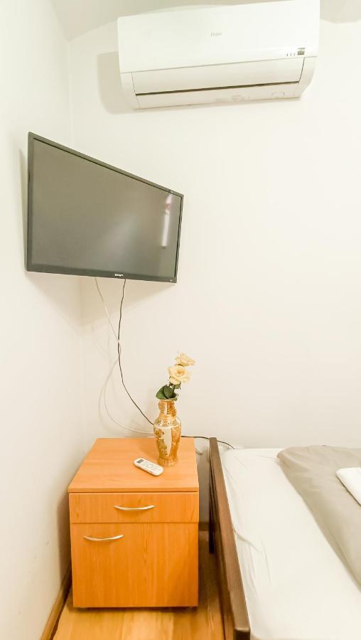 Bascarsija Guesthouse - Private Bath, Tv & Aircon SJJ Exteriör bild